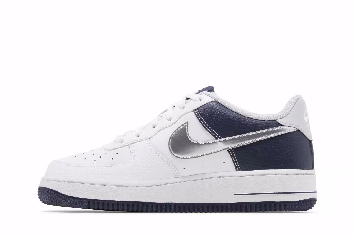 Nike Air Force 1 LV8 GS Dallas Cowboys, view 4