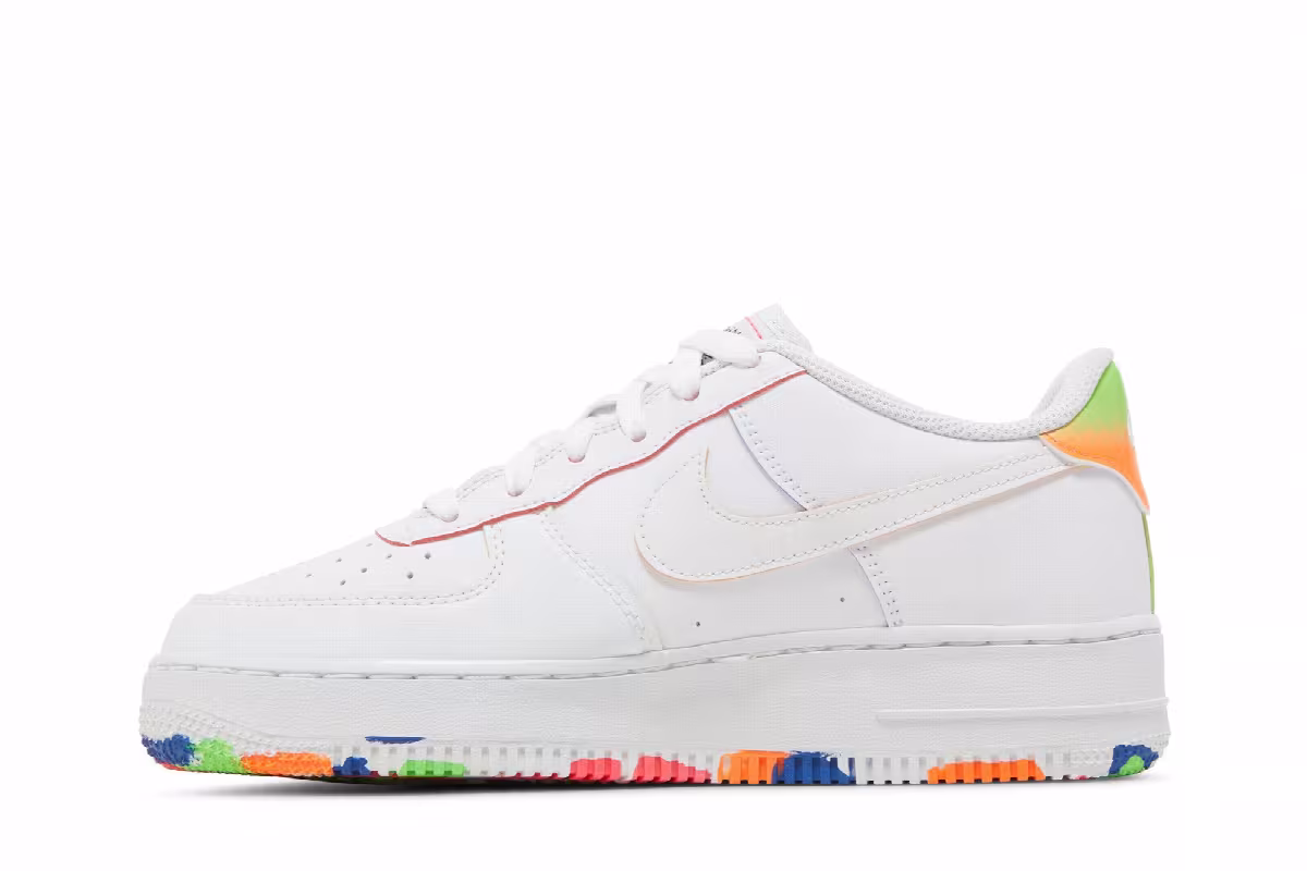 Nike Air Force 1 LV8 GS Drawing, view 4
