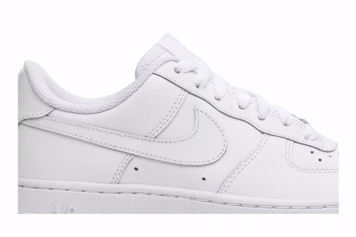 Nike Air Force 1 Low GS White, view 3