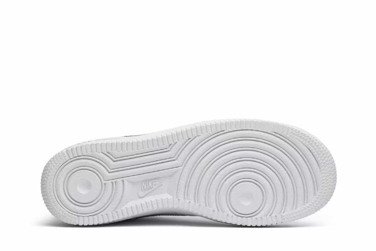 Nike Air Force 1 Low GS White, view 5