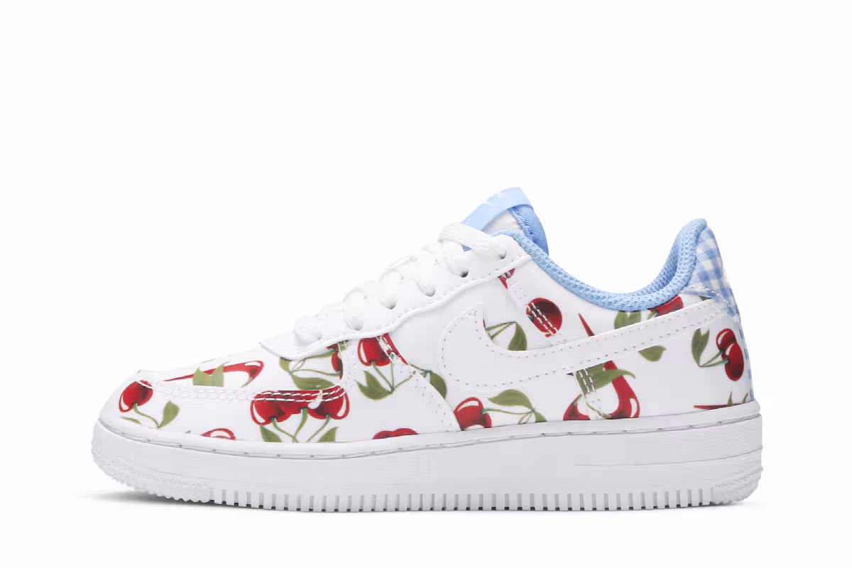 Nike Air Force 1 Low GS Cherry, view 4