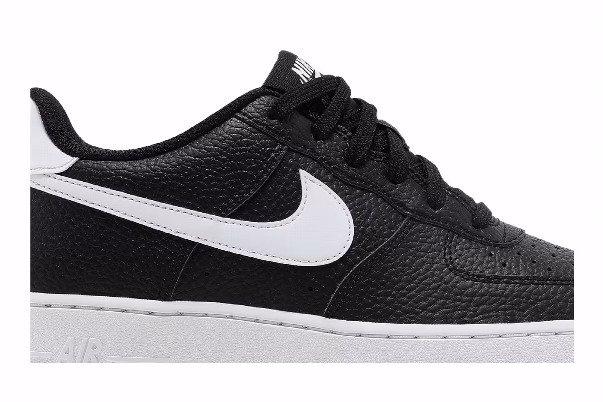 Nike Air Force 1 GS Black White, view 3