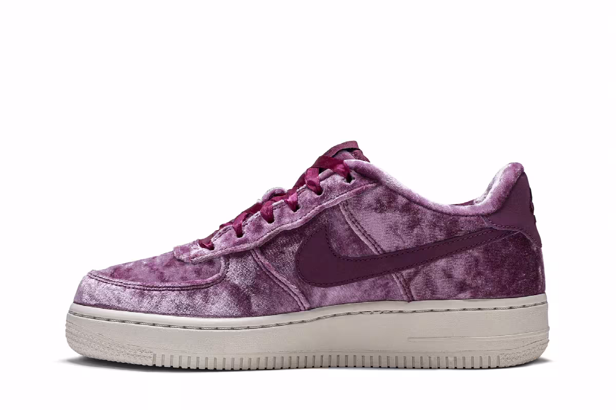 Nike Air Force 1 LV8 GS Dark Sky Blue, view 4