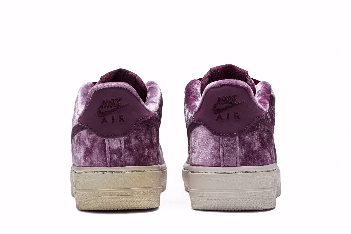 Nike Air Force 1 LV8 GS Dark Sky Blue, view 7