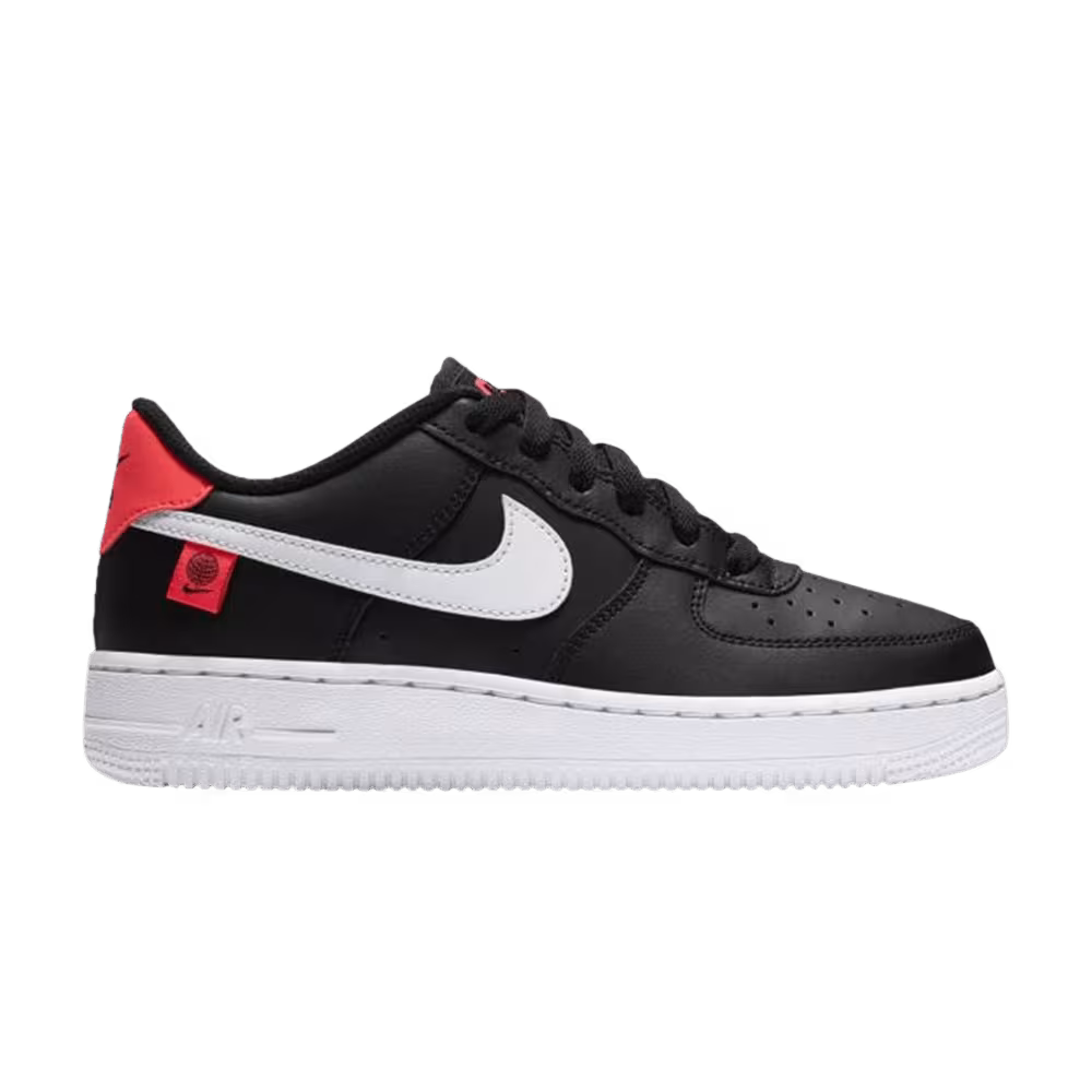 Nike Air Force 1 Worldwide Pack - Black Flash Crimson