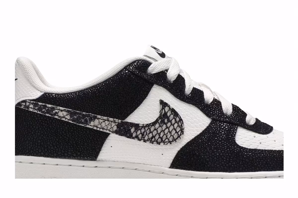 Nike Air Force 1 Low LV8 GS Snakeskin, view 3