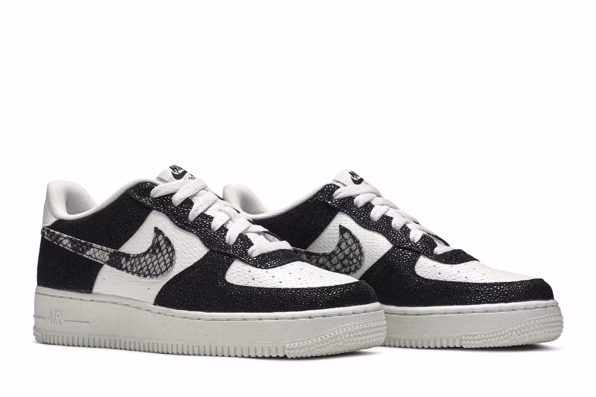 Nike Air Force 1 Low LV8 GS Snakeskin, view 9