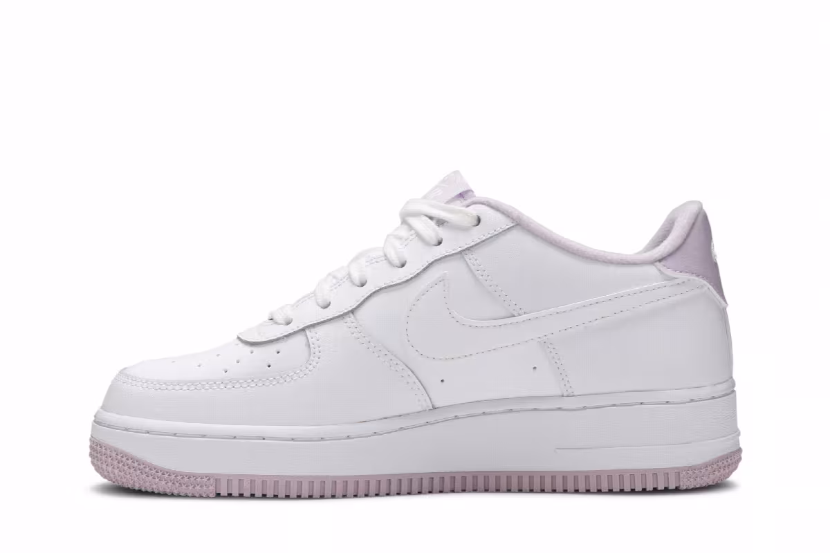 Nike Air Force 1 GS White Iced Lilac, view 4