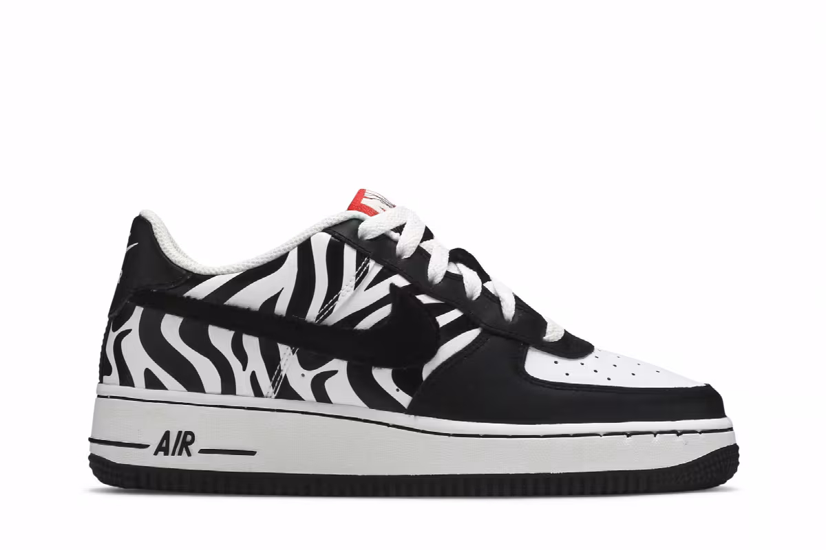Nike Air Force 1 Low GS Zebra Print, view 2