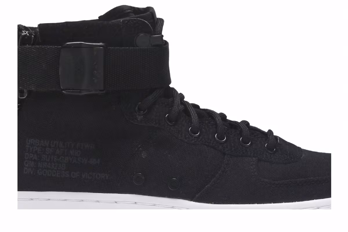 Nike SF Air Force 1 Mid GS Black, view 3