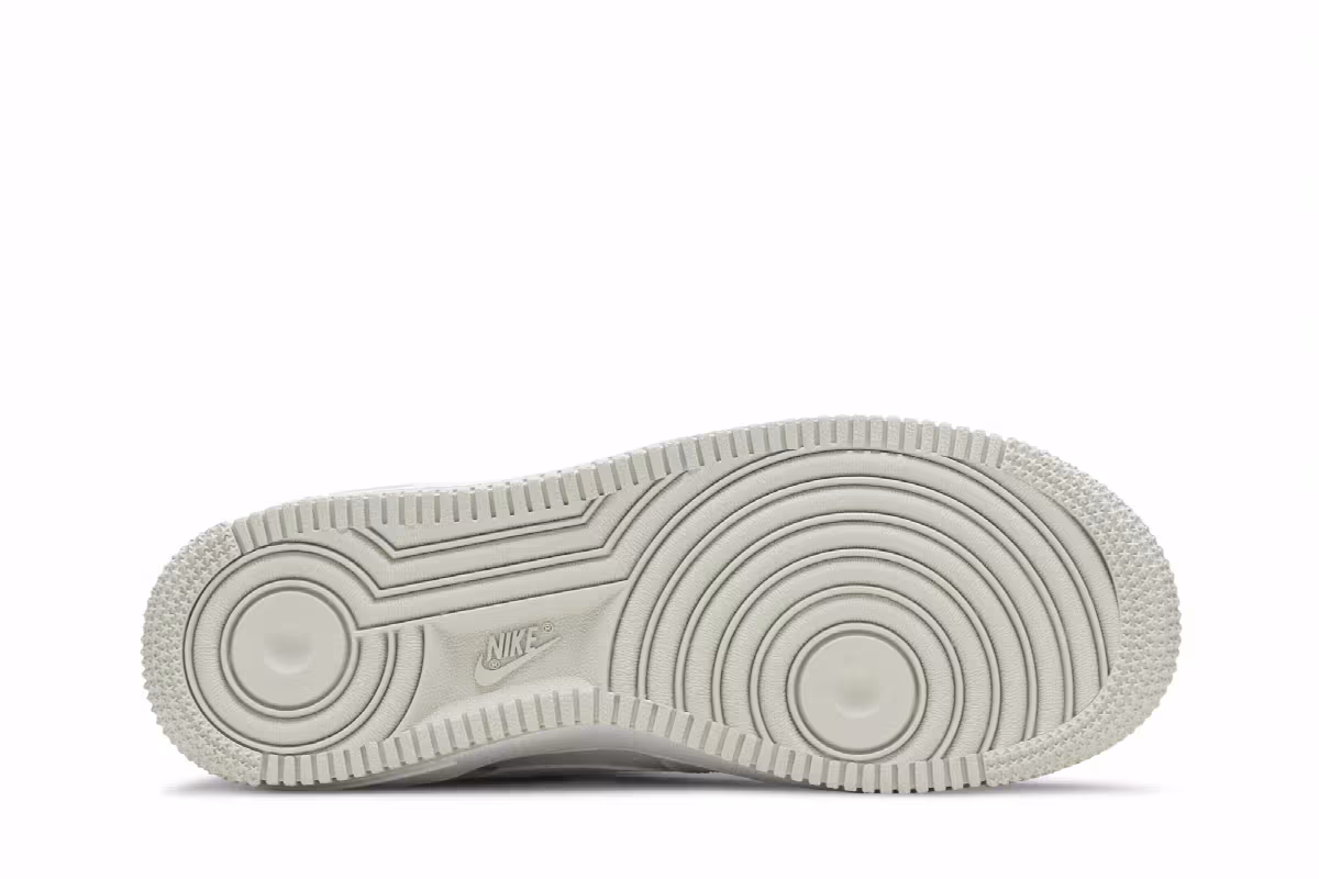 Nike Air Force 1 GS White Light Bone, view 5