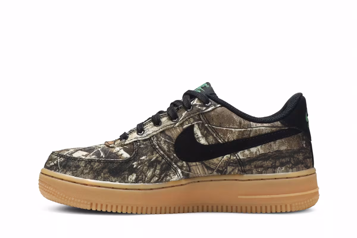 Nike Air Force 1 LV8 3 GS Woodland, view 4