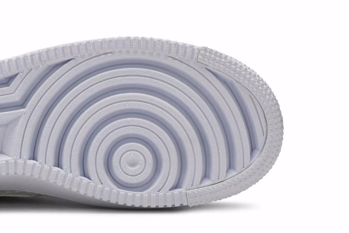 Nike Air Force 1 Flyknit 2.0 GS Triple White, view 6