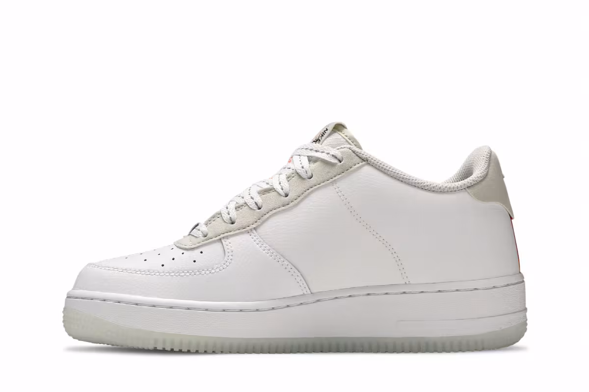 Nike Air Force 1 LV8 3 GS White Total Orange, view 4