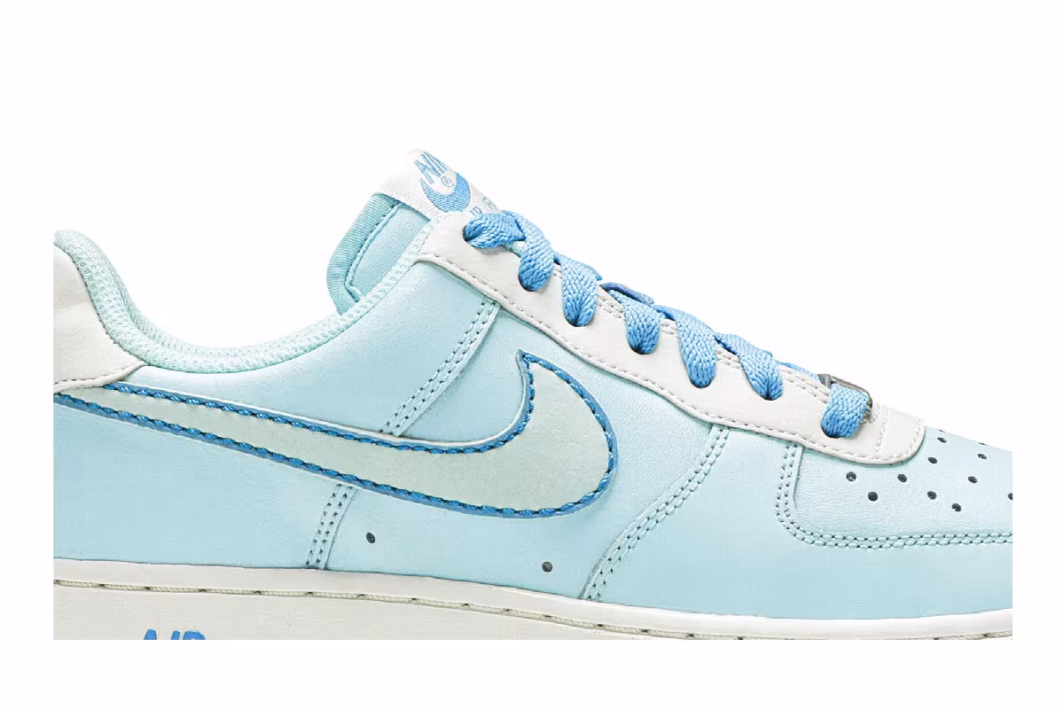 Nike Air Force 1 GS Glacier Ice, view 3