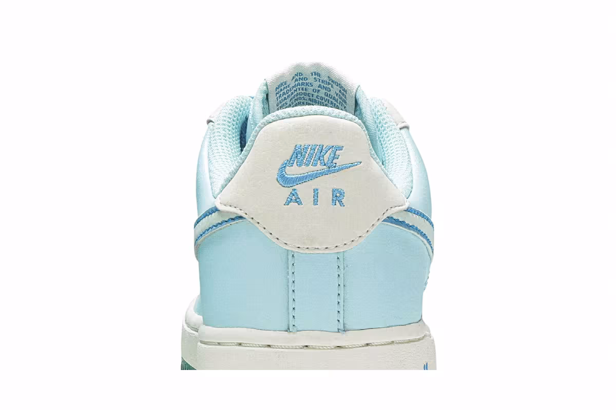 Nike Air Force 1 GS Glacier Ice, view 8