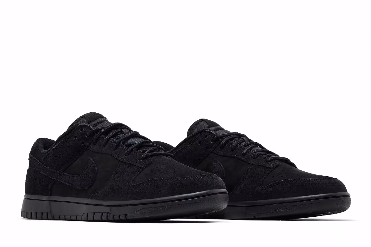Nike Dunk Low SE Triple Black, view 9