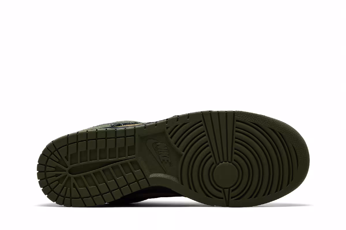Nike Dunk Low Frankenstein, view 5