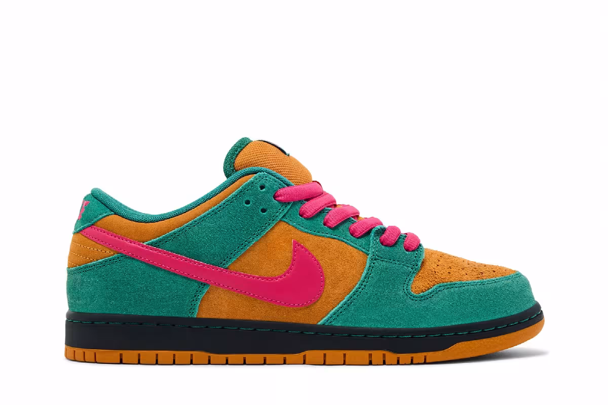 Nike SB Dunk Low Green Noise Watermelon, view 2