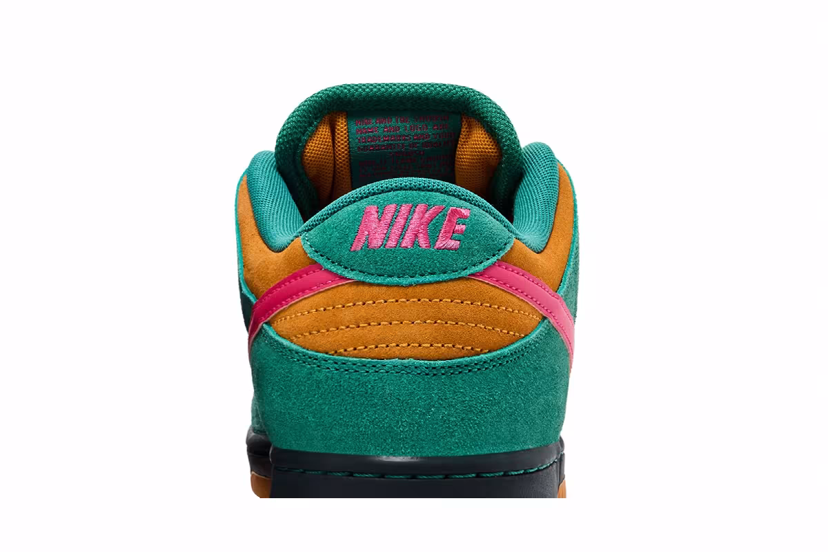 Nike SB Dunk Low Green Noise Watermelon, view 8