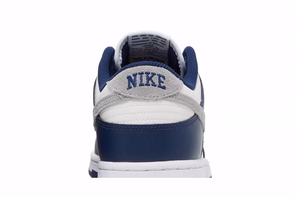 Nike Dunk Low Midnight Navy Smoke Grey, view 8
