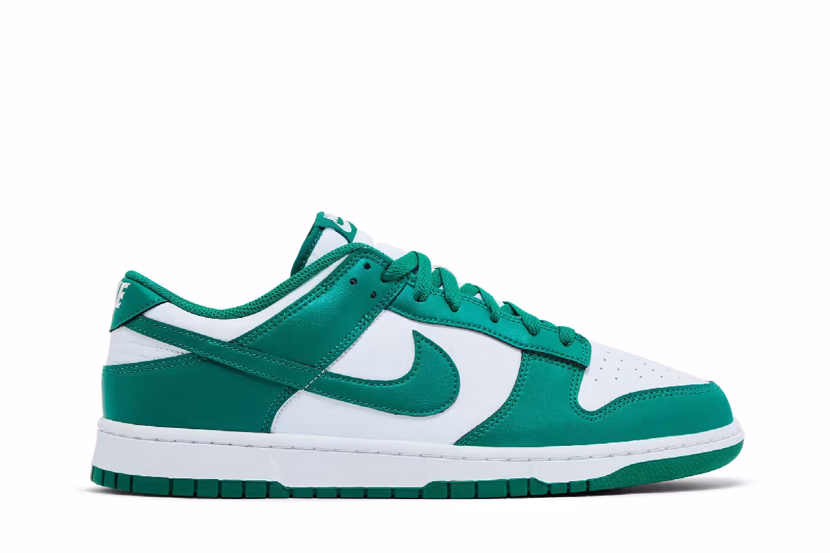 Nike Men's Dunk Low Malachite 2025, view 2