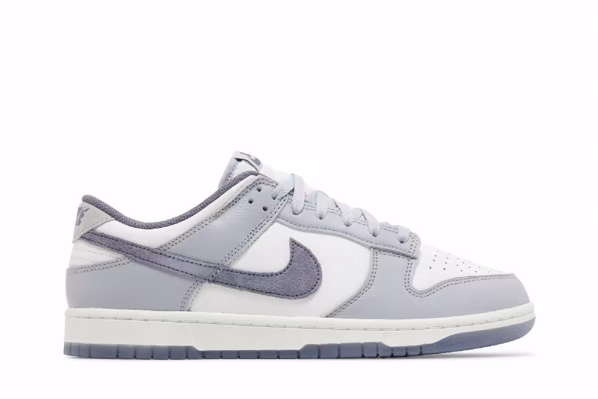 Nike Dunk Low SE Light Carbon, view 2