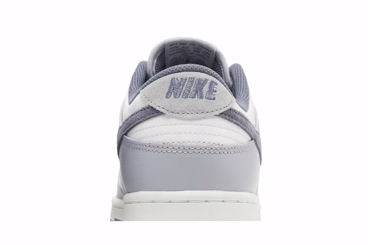 Nike Dunk Low SE Light Carbon, view 8