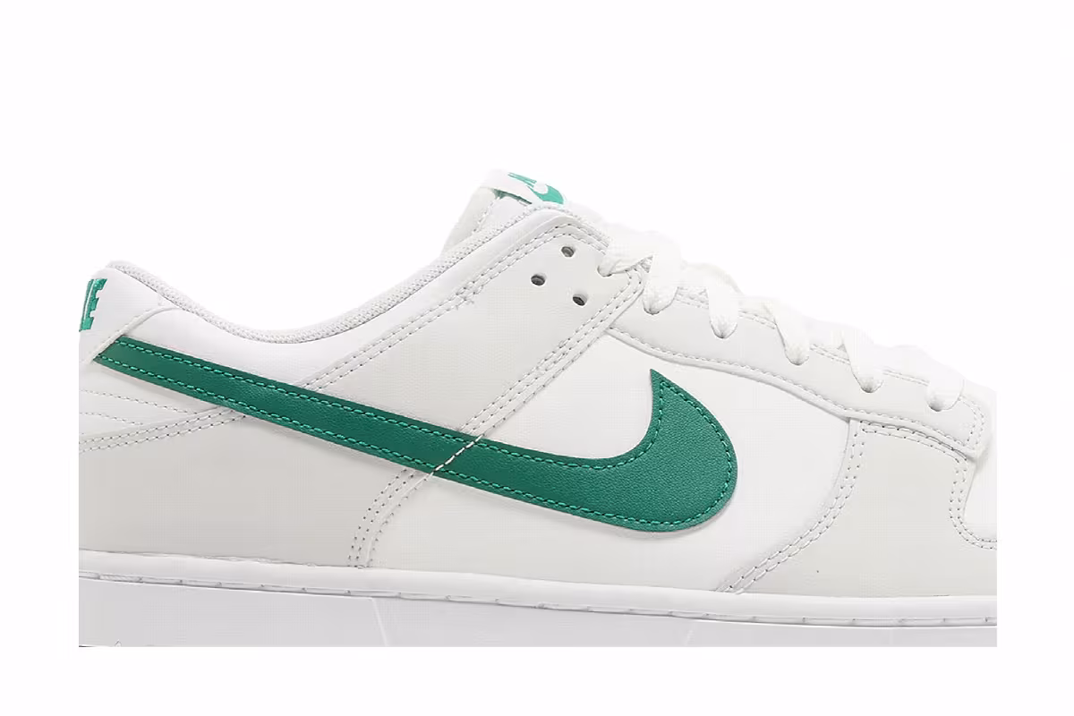 Nike Dunk Low Summit White Malachite, view 3