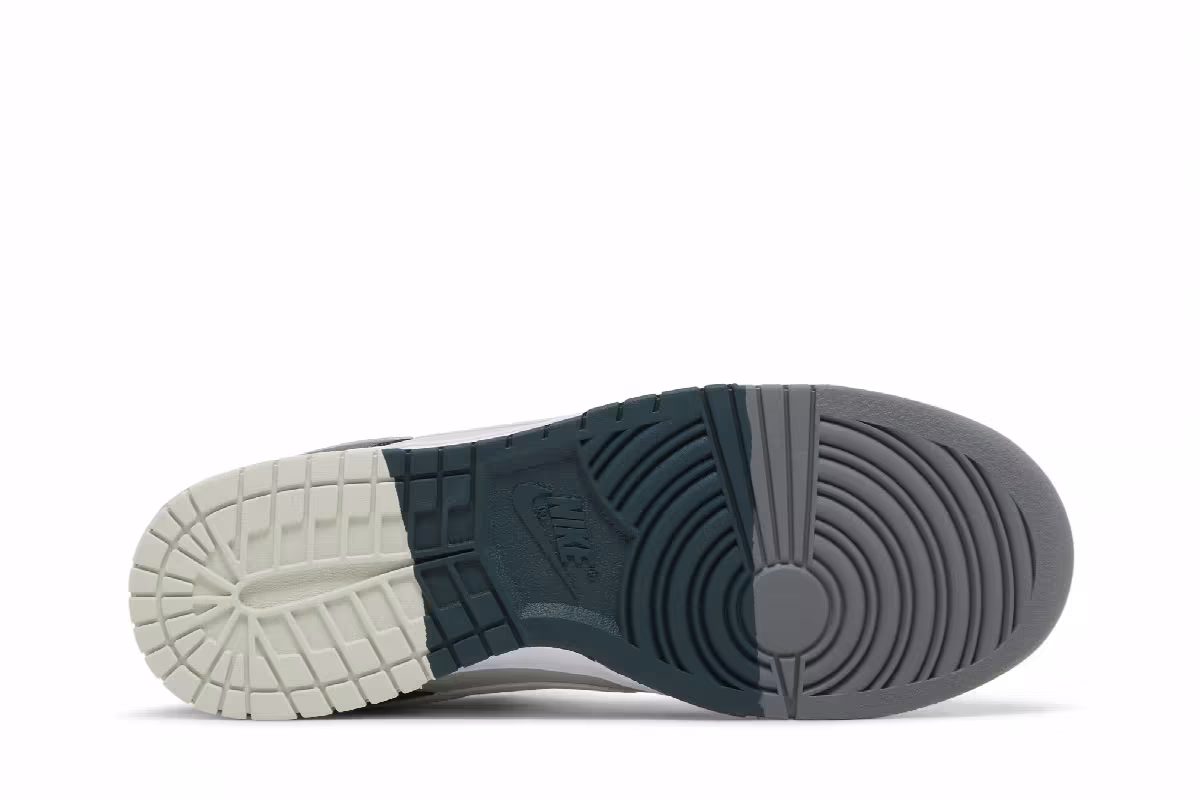 Nike Dunk Low Premium Split - Deep Jungle, view 5