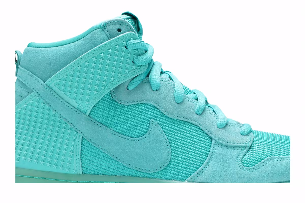 Nike Dunk CMFT Premium Light Retro, view 3
