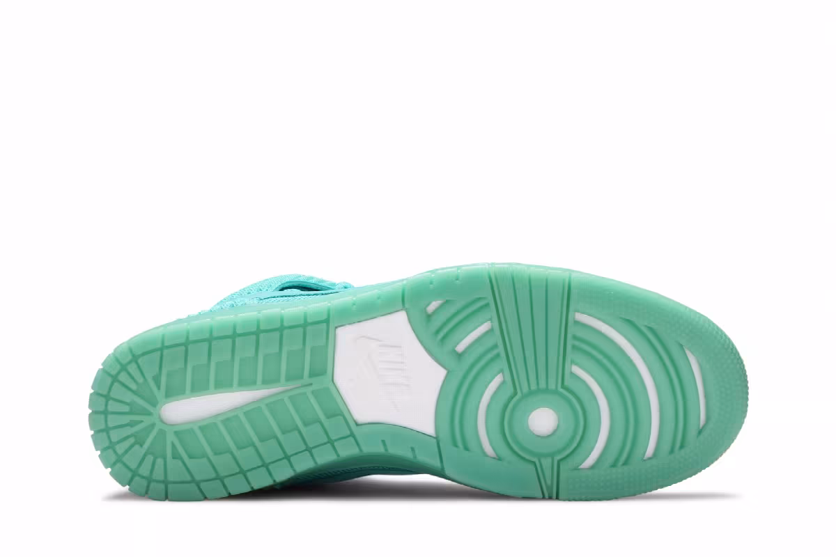 Nike Dunk CMFT Premium Light Retro, view 5