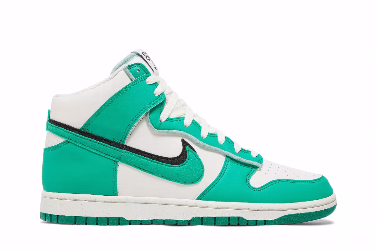 Nike Dunk High SE Stadium Green, view 2