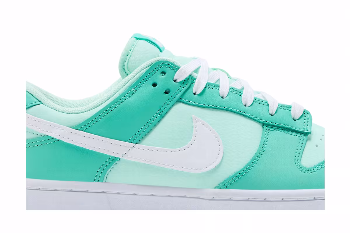 Nike Dunk Low Mint Foam Light Menta, view 3