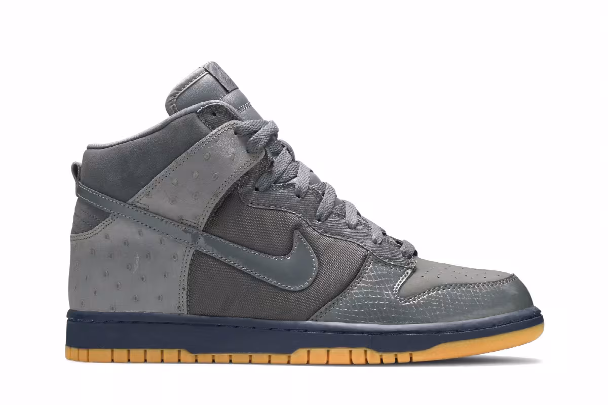 Nike Dunk High Deluxe, view 2
