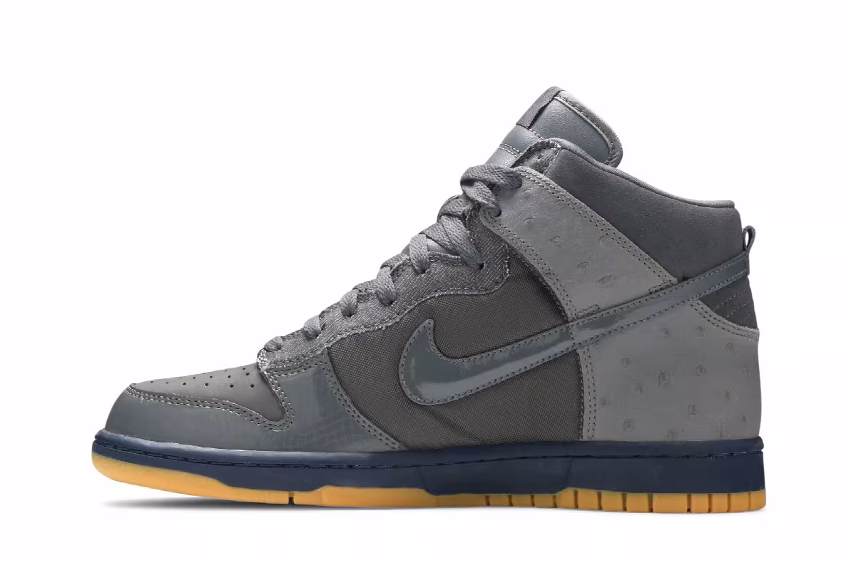 Nike Dunk High Deluxe, view 4