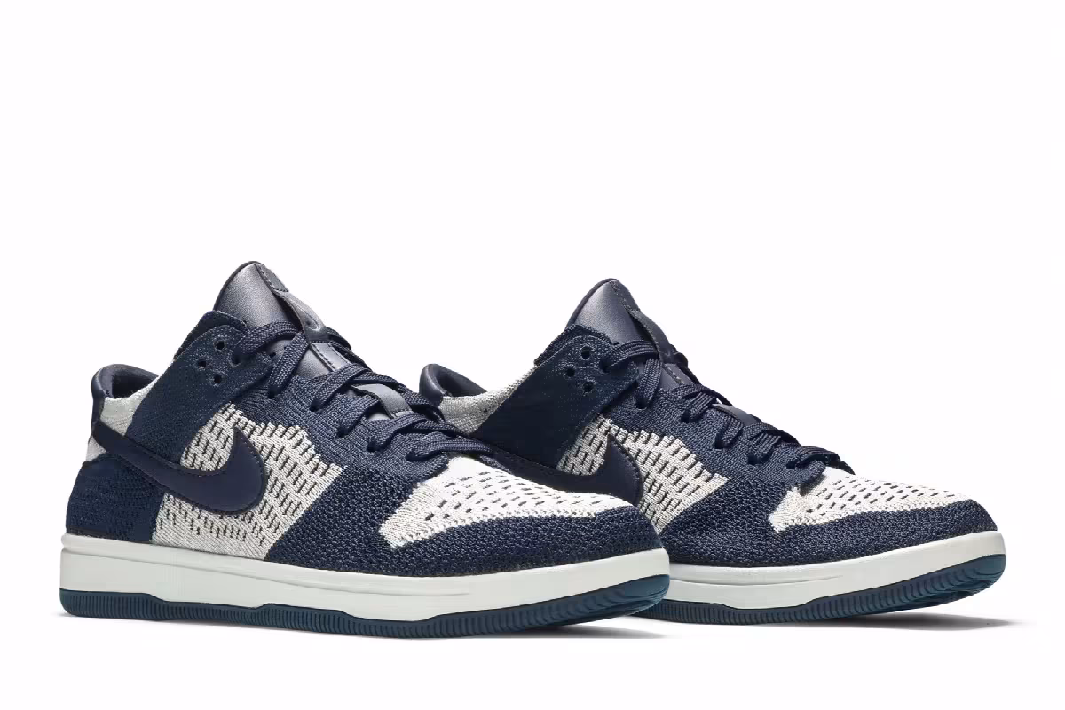 Nike Dunk Low Flyknit College Navy Platinum, view 9