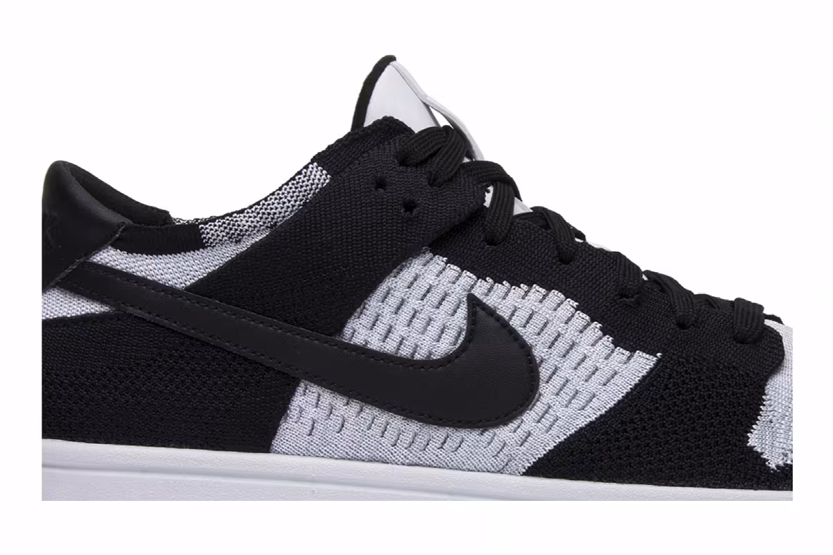 Nike Dunk Low Flyknit White Wolf Grey, view 3