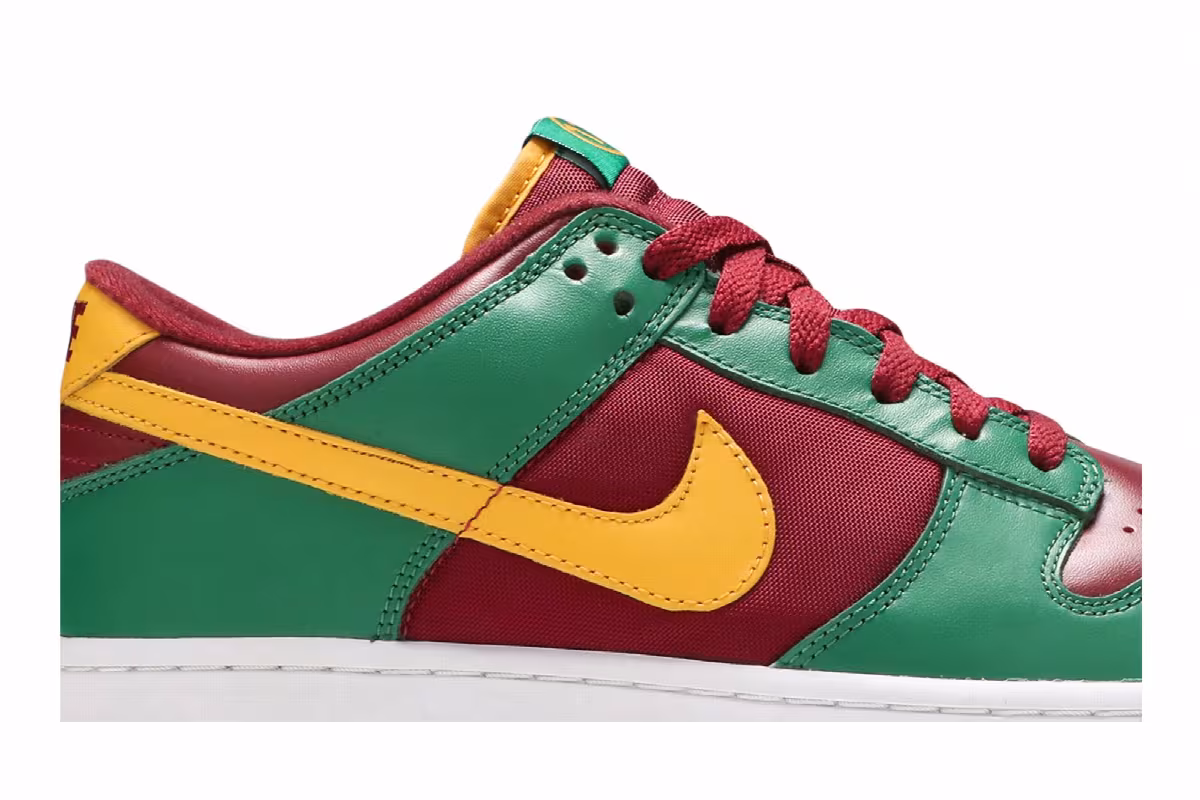 Nike Dunk Low Portugal, view 3