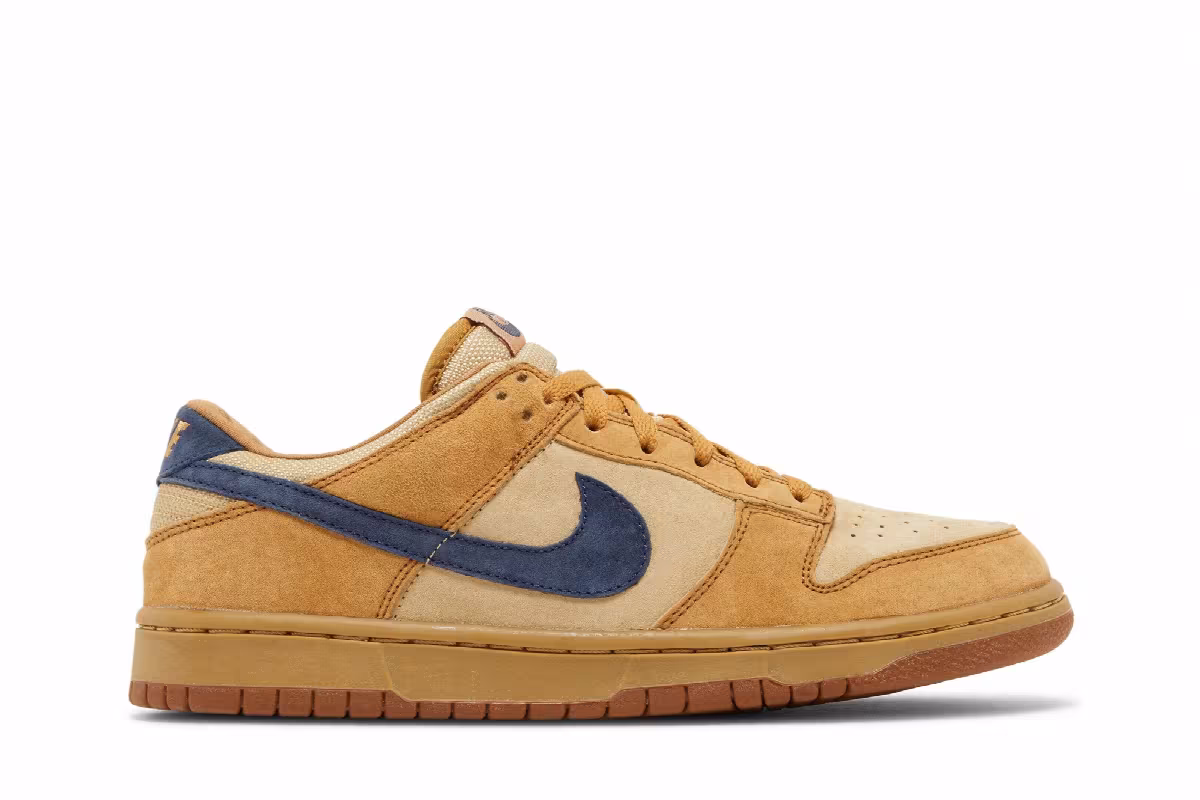 Nike Dunk Low Pro, view 2