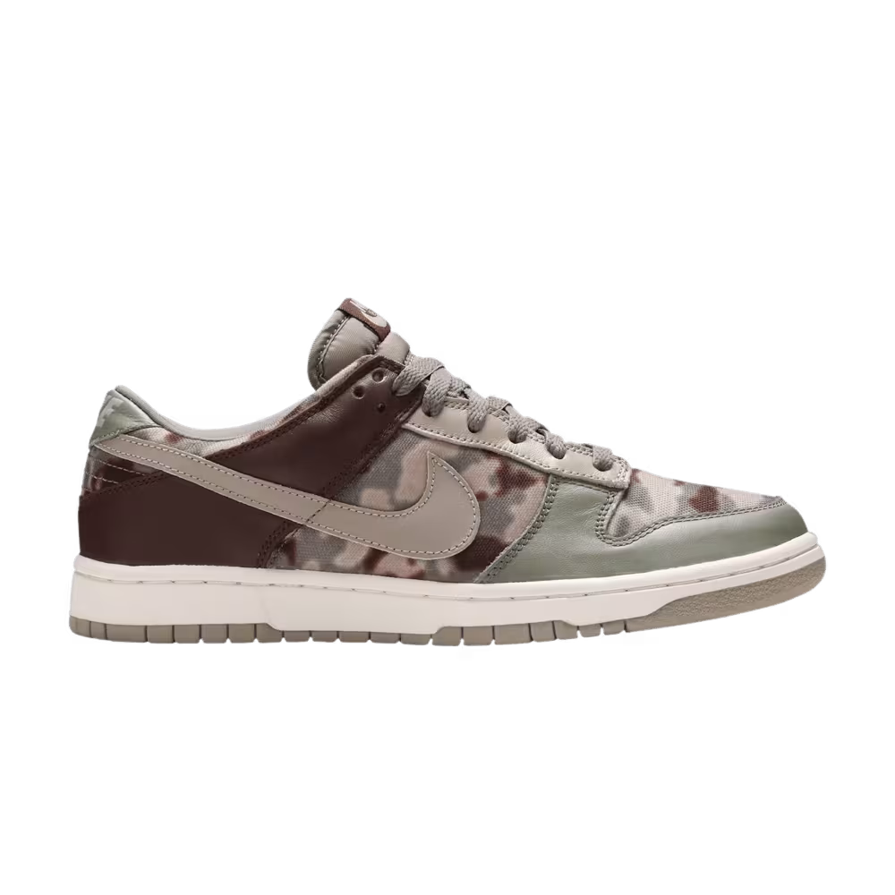 Nike Dunk Low Premium