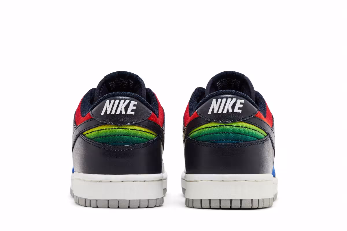 Nike Dunk Low, view 7