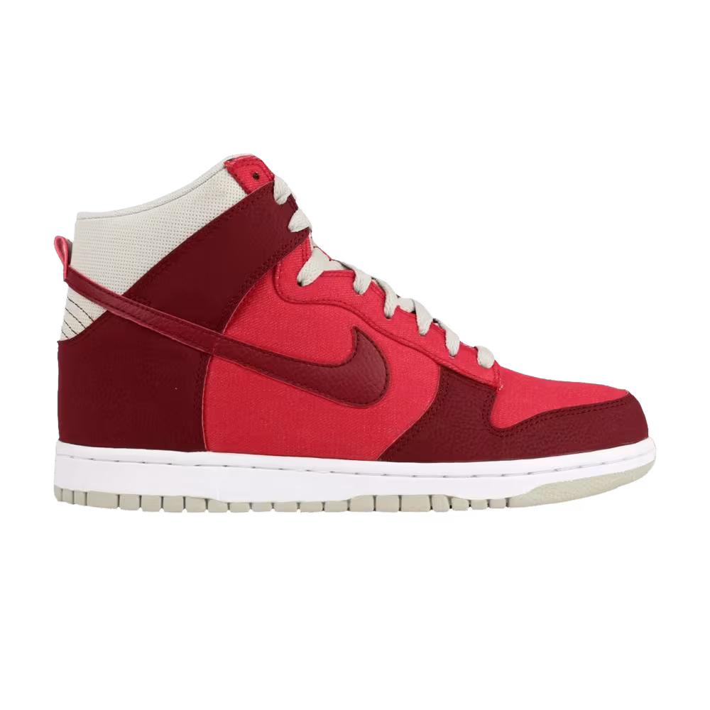 Nike Dunk High Hyper Red