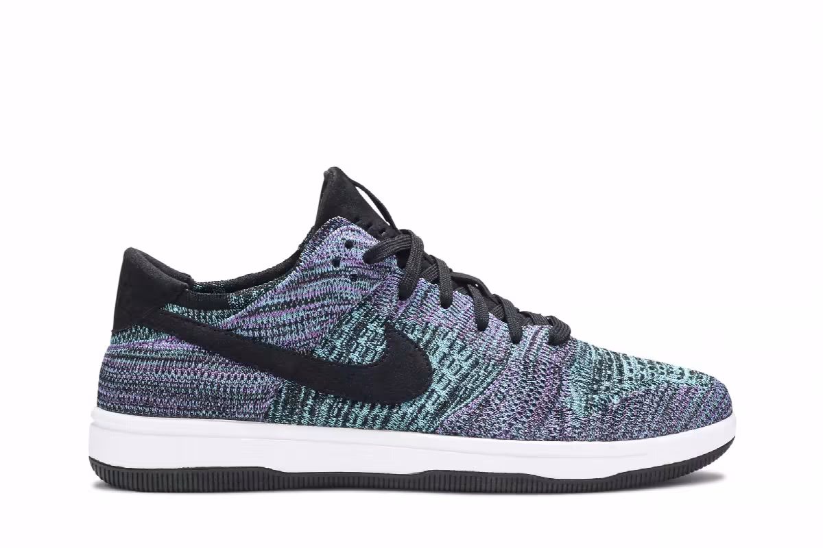 Nike Dunk Flyknit Chlorine Blue, view 2