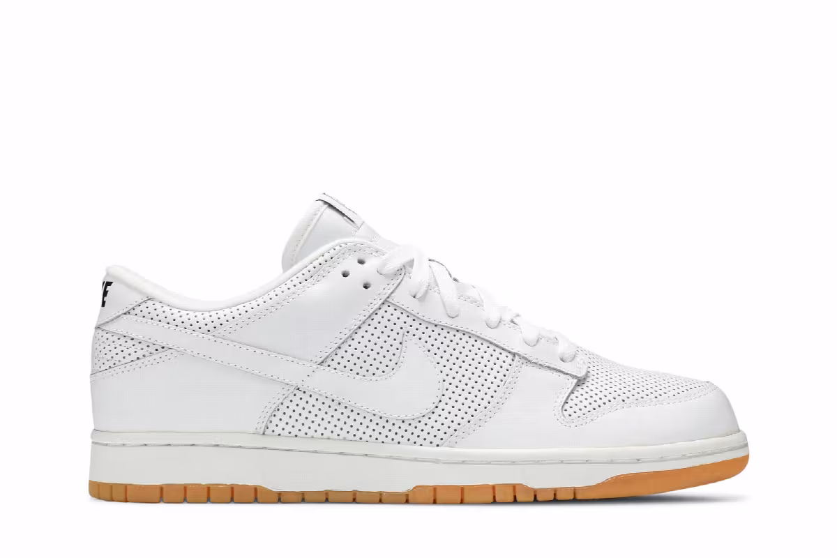 Nike Dunk Low, view 2