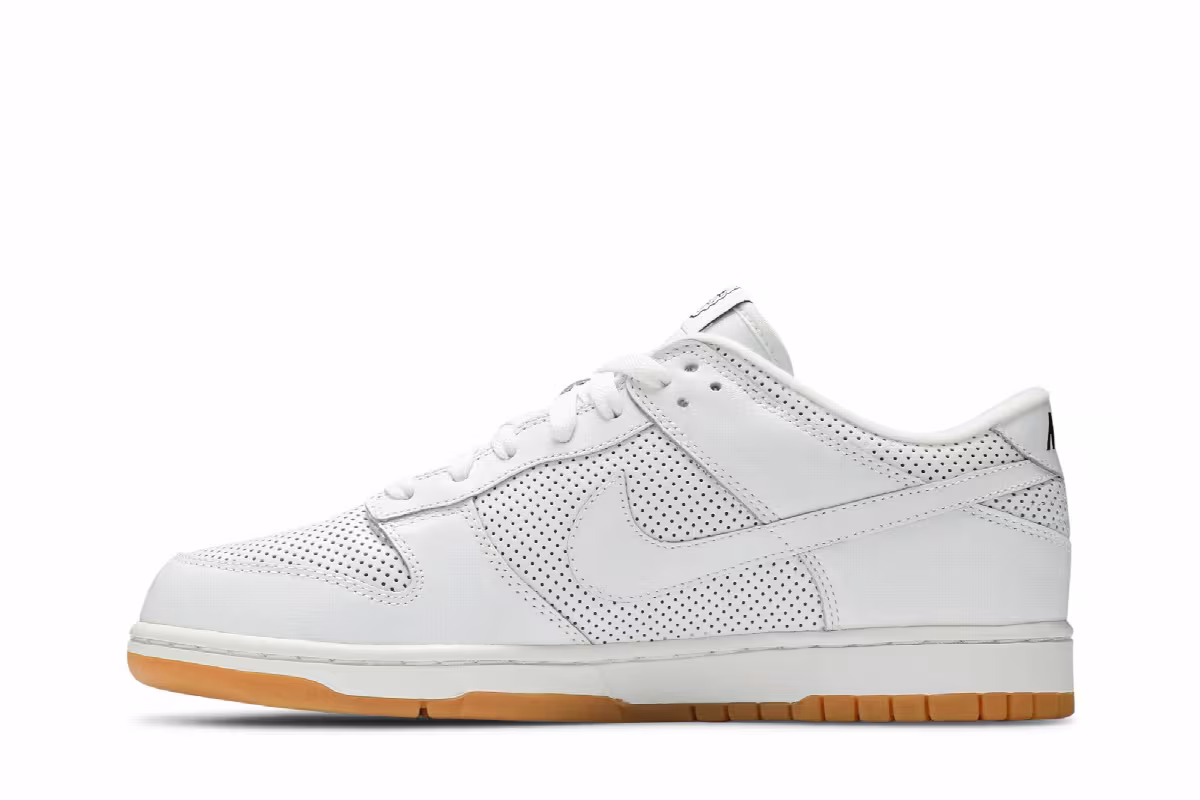 Nike Dunk Low, view 4