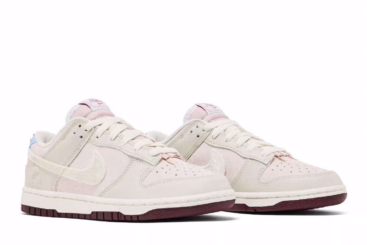 Nike Women's Dunk Low Valentine's Day 2026, view 9