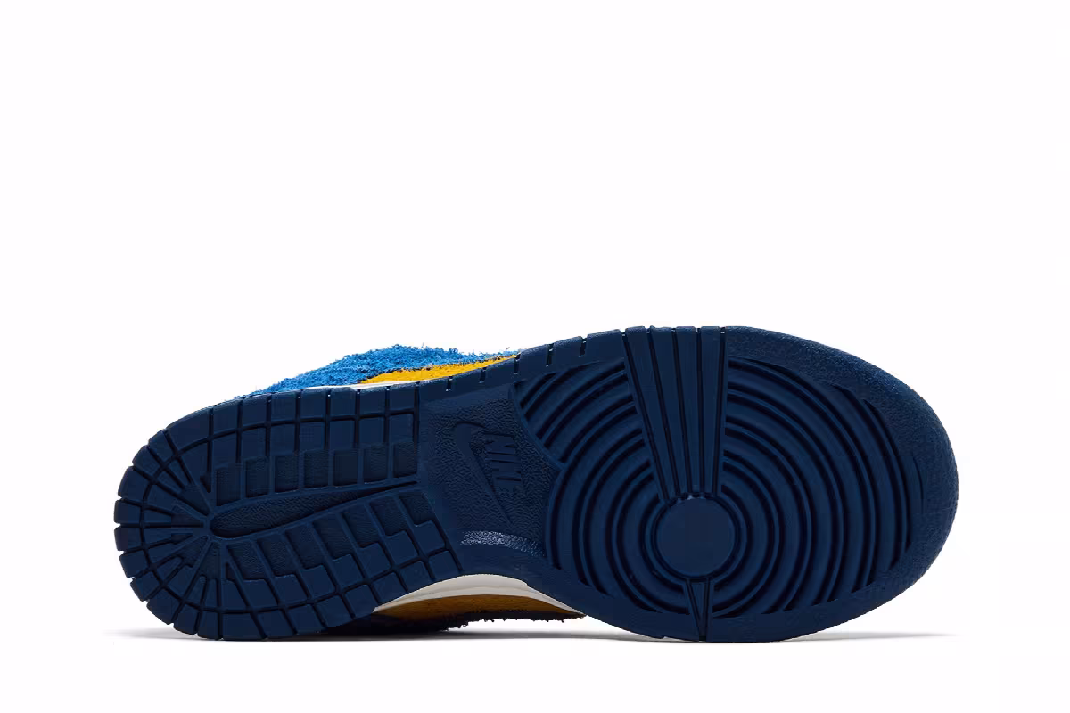 Nike Women's Dunk Low SE Panda-Monium Pack - Court Blue Yellow Ochre, view 5