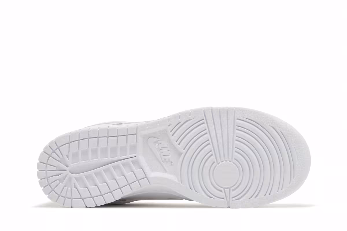 Nike Women's Dunk Low SE Dance Pack - White Iridescent, view 5