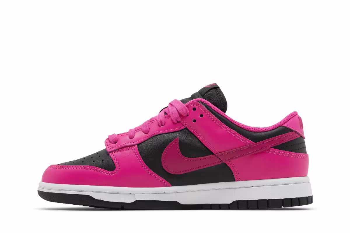 Nike Women's Dunk Low Fierce Pink Black, view 4